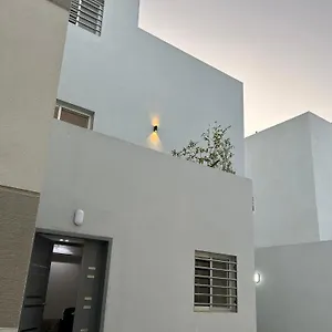 تحقق من التوفر